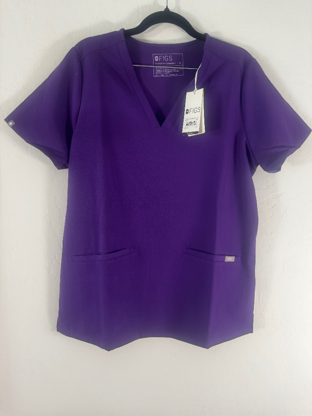 NWT FIGS Digital Grape Casma Scrub Top